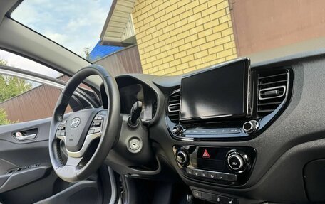 Hyundai Solaris II рестайлинг, 2021 год, 1 655 000 рублей, 16 фотография