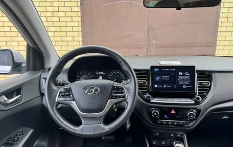 Hyundai Solaris II рестайлинг, 2021 год, 1 655 000 рублей, 26 фотография