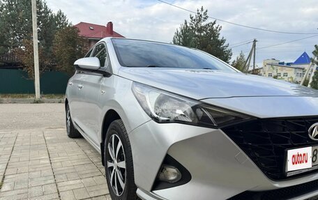 Hyundai Solaris II рестайлинг, 2021 год, 1 655 000 рублей, 30 фотография