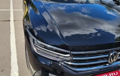 Volkswagen Tiguan II, 2022 год, 2 500 000 рублей, 1 фотография