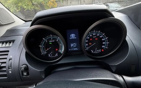 Toyota Land Cruiser Prado 150 рестайлинг 2, 2012 год, 2 850 000 рублей, 5 фотография