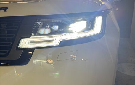 Land Rover Range Rover IV рестайлинг, 2023 год, 18 000 000 рублей, 4 фотография