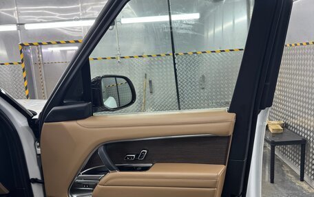 Land Rover Range Rover IV рестайлинг, 2023 год, 18 000 000 рублей, 11 фотография