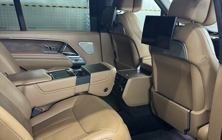Land Rover Range Rover IV рестайлинг, 2023 год, 18 000 000 рублей, 14 фотография
