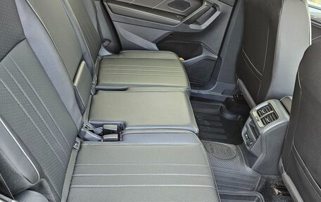 Volkswagen Tiguan II, 2022 год, 2 500 000 рублей, 9 фотография