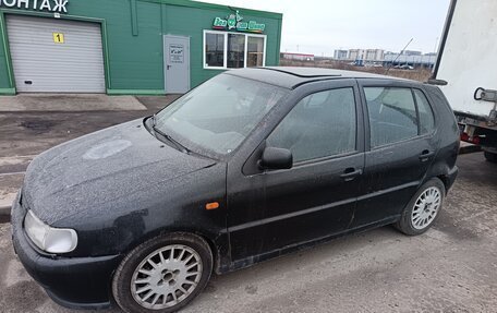 Volkswagen Polo III рестайлинг, 1996 год, 55 000 рублей, 2 фотография
