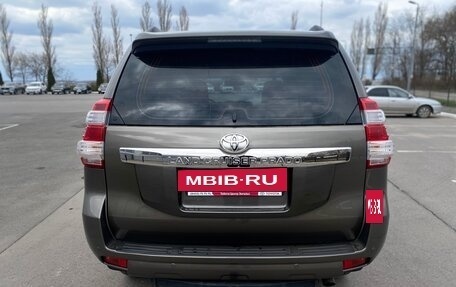 Toyota Land Cruiser Prado 150 рестайлинг 2, 2014 год, 3 750 000 рублей, 6 фотография