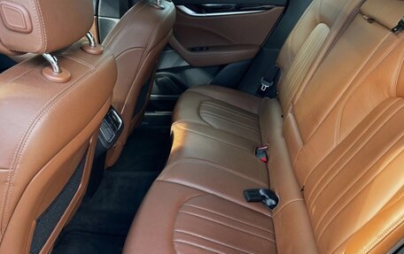 Maserati Levante I, 2017 год, 3 700 000 рублей, 13 фотография