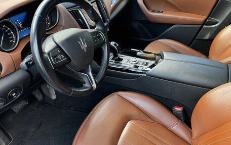 Maserati Levante I, 2017 год, 3 700 000 рублей, 18 фотография