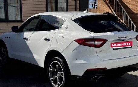 Maserati Levante I, 2017 год, 3 700 000 рублей, 4 фотография
