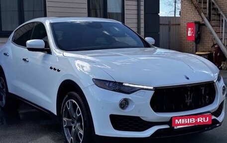 Maserati Levante I, 2017 год, 3 700 000 рублей, 2 фотография