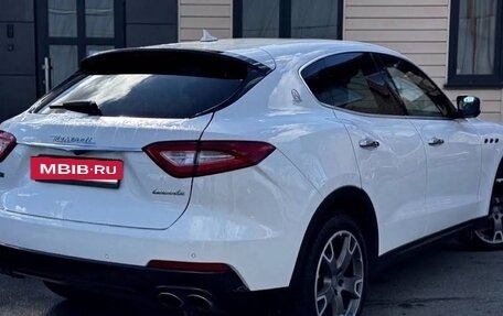 Maserati Levante I, 2017 год, 3 700 000 рублей, 3 фотография