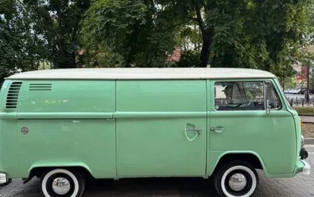 Volkswagen Type 2 T2, 1979 год, 2 500 000 рублей, 4 фотография