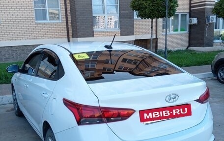 Hyundai Solaris II рестайлинг, 2017 год, 800 000 рублей, 5 фотография