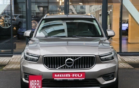 Volvo XC40 I, 2021 год, 2 950 000 рублей, 2 фотография