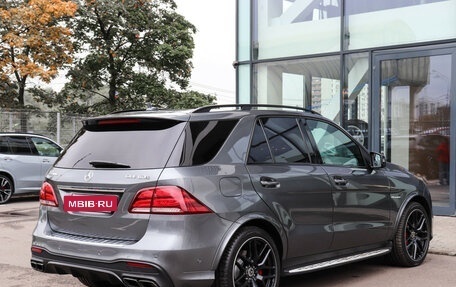 Mercedes-Benz GLE Coupe AMG, 2017 год, 5 800 000 рублей, 4 фотография