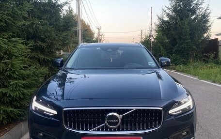 Volvo V90 Cross Country I рестайлинг, 2020 год, 4 600 000 рублей, 2 фотография