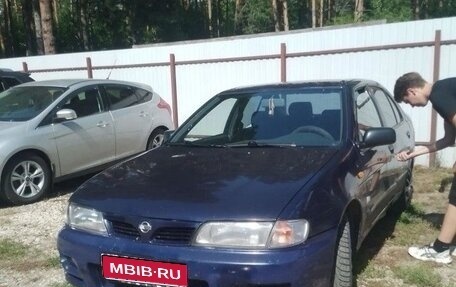 Nissan Almera, 1997 год, 60 000 рублей, 1 фотография