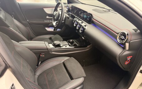 Mercedes-Benz CLA, 2020 год, 4 250 000 рублей, 15 фотография