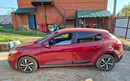 Renault Megane III, 2012 год, 550 000 рублей, 3 фотография
