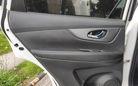 Nissan X-Trail, 2015 год, 1 300 000 рублей, 17 фотография
