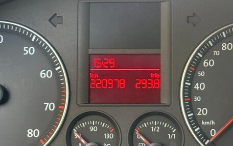 Volkswagen Golf V, 2004 год, 720 000 рублей, 9 фотография
