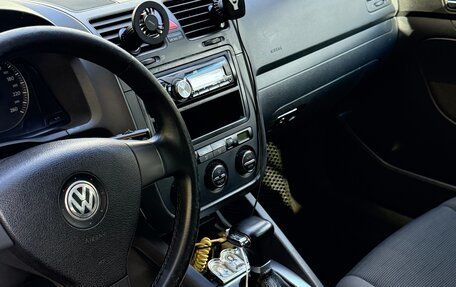 Volkswagen Golf V, 2004 год, 720 000 рублей, 10 фотография