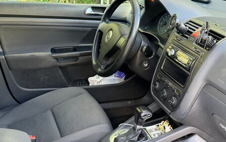 Volkswagen Golf V, 2004 год, 720 000 рублей, 16 фотография