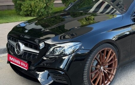 Mercedes-Benz E-Класс AMG, 2019 год, 4 700 000 рублей, 2 фотография