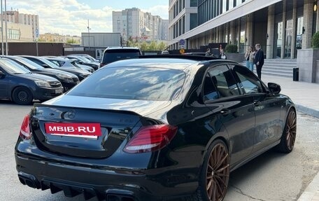 Mercedes-Benz E-Класс AMG, 2019 год, 4 700 000 рублей, 9 фотография