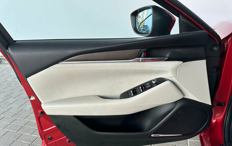 Mazda 6, 2019 год, 2 610 000 рублей, 18 фотография