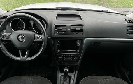 Skoda Yeti I рестайлинг, 2017 год, 1 547 000 рублей, 12 фотография