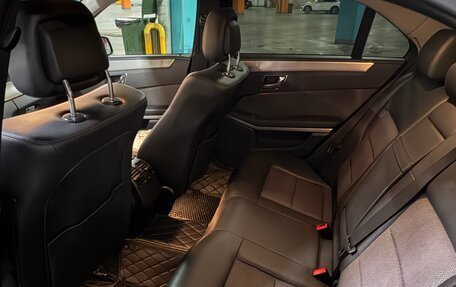 Mercedes-Benz E-Класс, 2010 год, 1 200 000 рублей, 9 фотография
