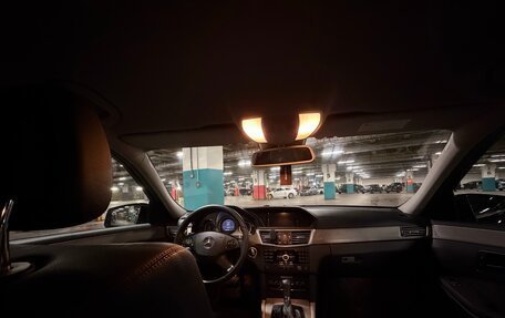 Mercedes-Benz E-Класс, 2010 год, 1 200 000 рублей, 13 фотография