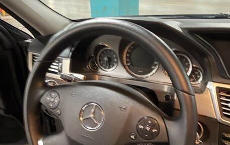 Mercedes-Benz E-Класс, 2010 год, 1 200 000 рублей, 12 фотография