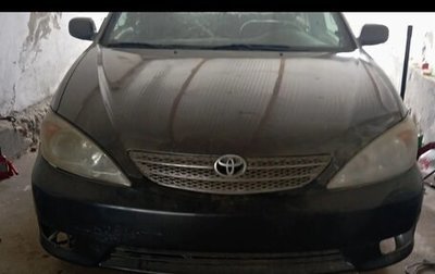 Toyota Camry V40, 2004 год, 530 000 рублей, 1 фотография