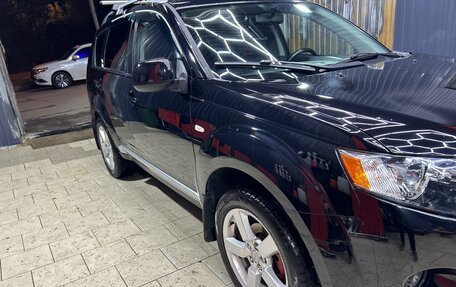 Mitsubishi Outlander III рестайлинг 3, 2008 год, 1 050 000 рублей, 3 фотография