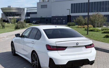 BMW 3 серия, 2023 год, 3 300 000 рублей, 3 фотография