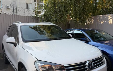 Volkswagen Touareg III, 2016 год, 3 000 000 рублей, 1 фотография