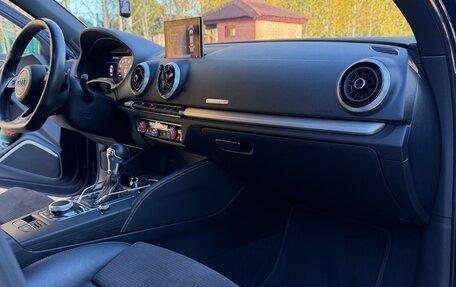 Audi S3, 2019 год, 3 580 000 рублей, 11 фотография