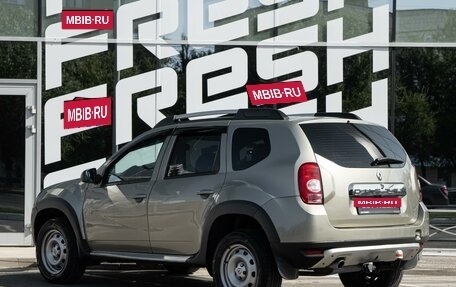 Renault Duster I рестайлинг, 2015 год, 890 000 рублей, 2 фотография