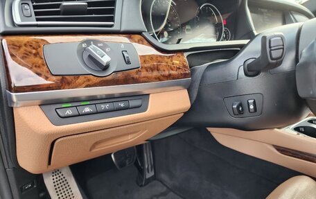 BMW 7 серия, 2015 год, 2 690 000 рублей, 12 фотография