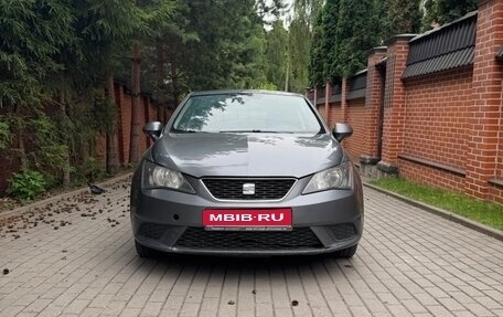 SEAT Ibiza IV рестайлинг 2, 2013 год, 499 902 рублей, 1 фотография