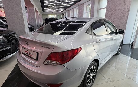 Hyundai Solaris II рестайлинг, 2013 год, 895 000 рублей, 5 фотография