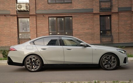 BMW 5 серия, 2024 год, 7 150 000 рублей, 5 фотография