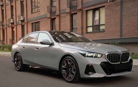 BMW 5 серия, 2024 год, 7 150 000 рублей, 16 фотография