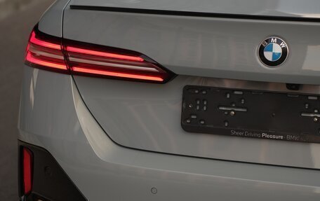 BMW 5 серия, 2024 год, 7 150 000 рублей, 18 фотография