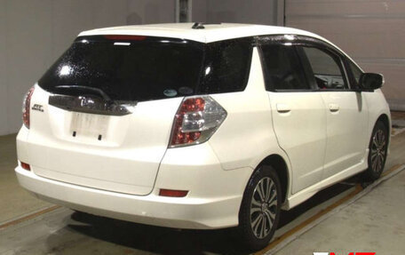 Honda Fit Shuttle I рестайлинг, 2014 год, 1 047 000 рублей, 2 фотография