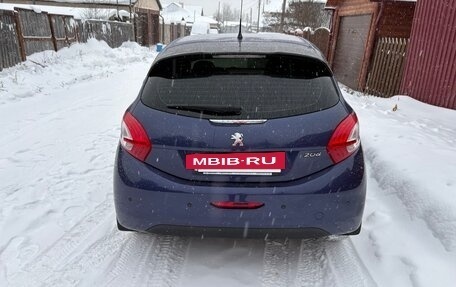 Peugeot 208 II, 2013 год, 620 000 рублей, 2 фотография