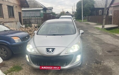 Peugeot 308 II, 2010 год, 415 000 рублей, 1 фотография